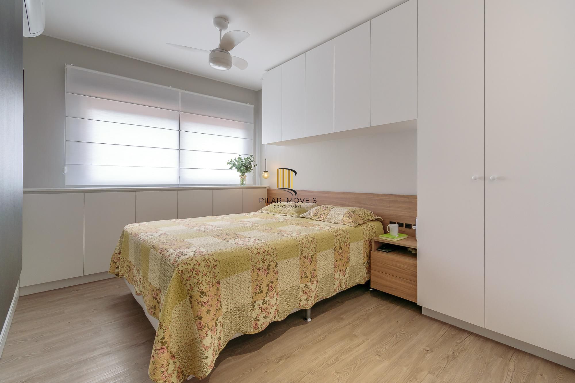 Apartamento com 2 dormitórios, 75m2 à venda no bairro farropilha