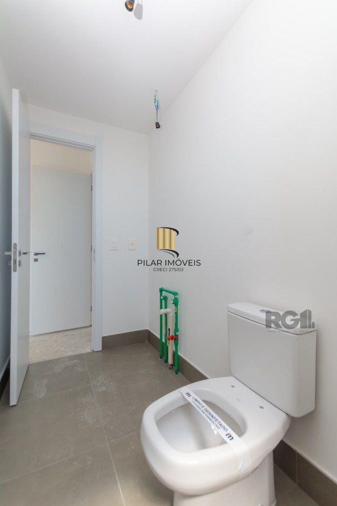 Apartamento 3 dorms. no Jardim Botânico, com infra completa e 2 vagas separadas