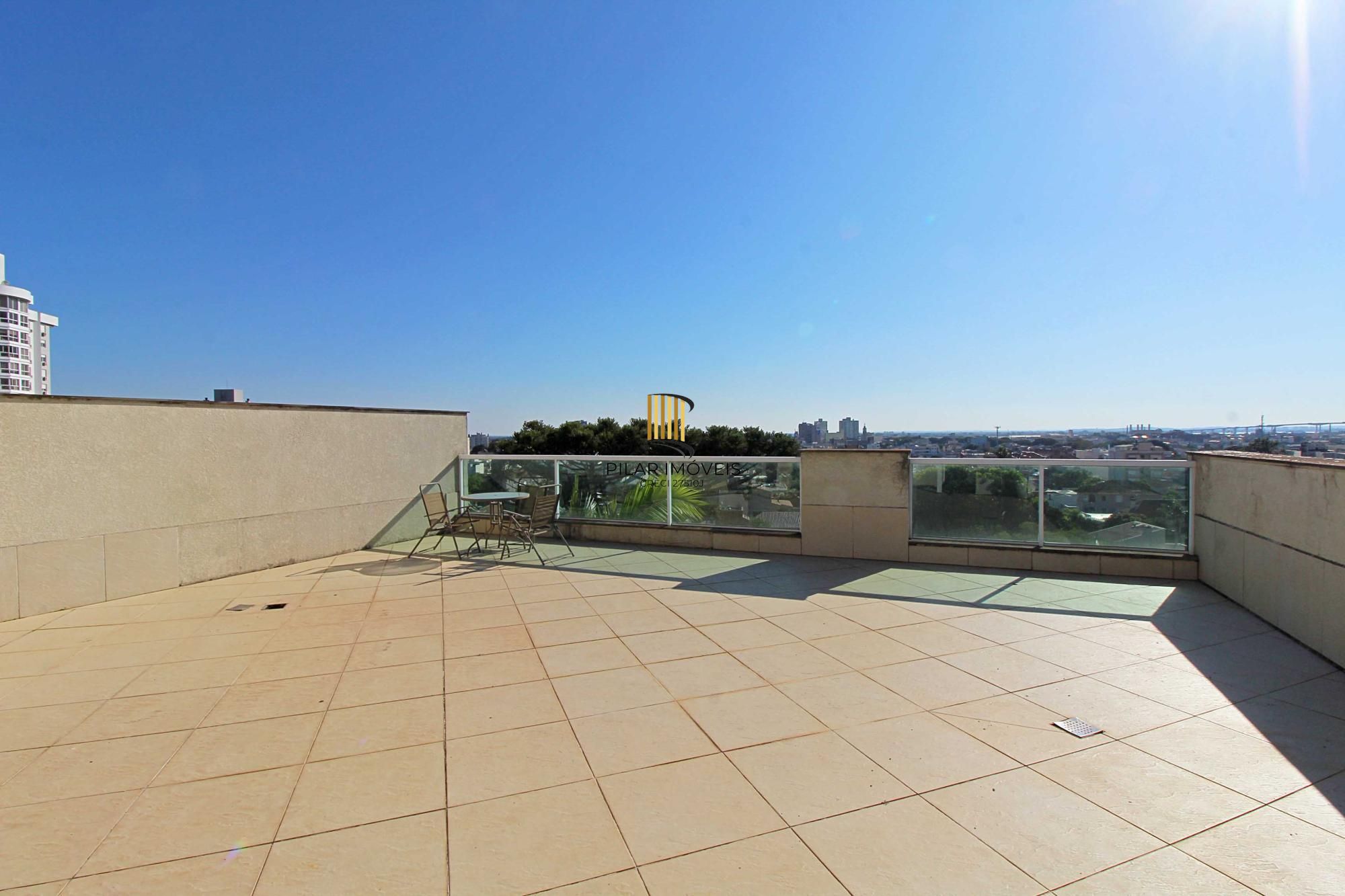 Apartamento a venda semi-mobiliado com dois dormitórios no bairro São João/PoA