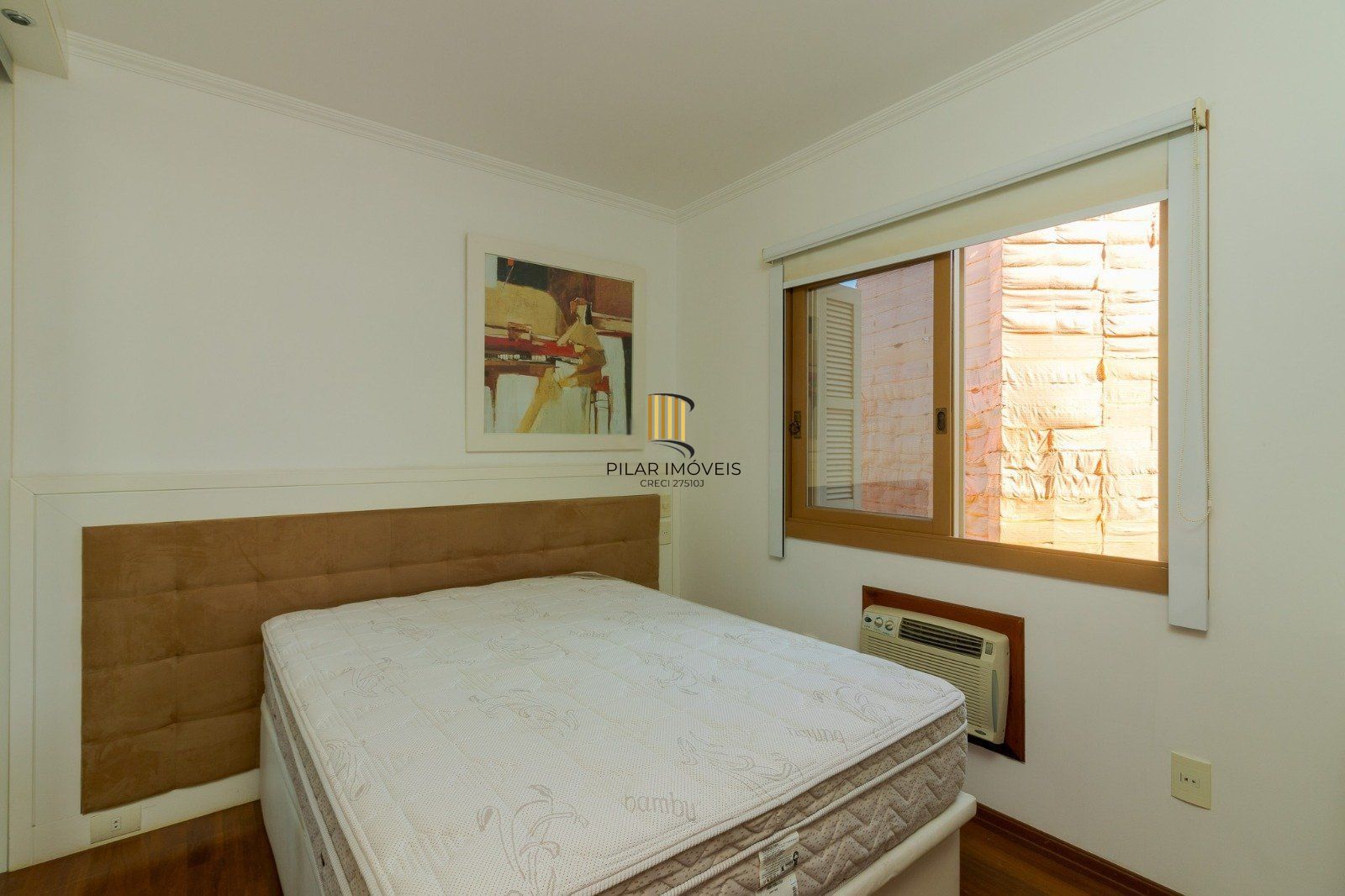 Charmoso apartamento semimobiliado no bairro Bela Vista