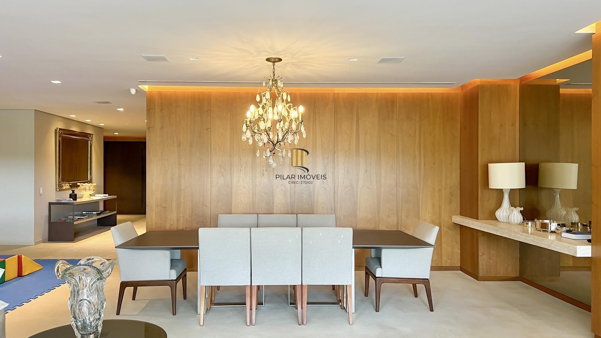 Mansão Suspensa Mobiliada no Las Piedras com piscina e vista para a mata nativa