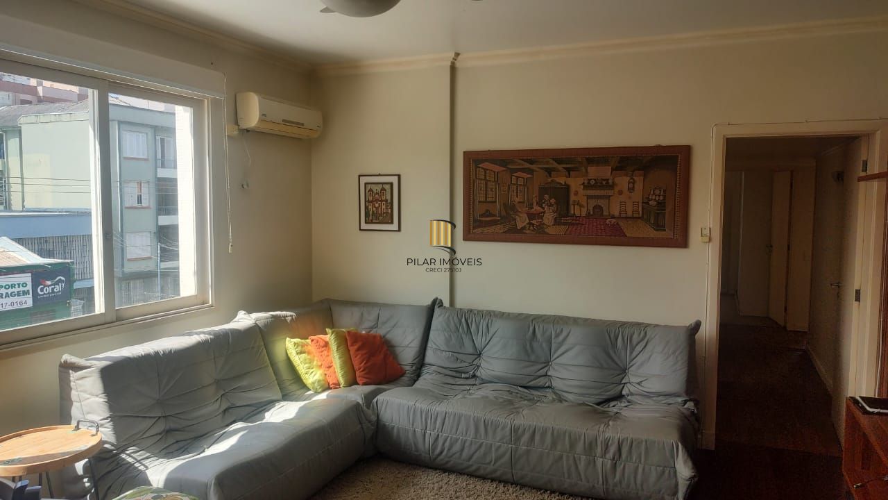 AP, 3 dormitórios, 1 suíte, 3 banheiros, box coberto, frente colégio Militar