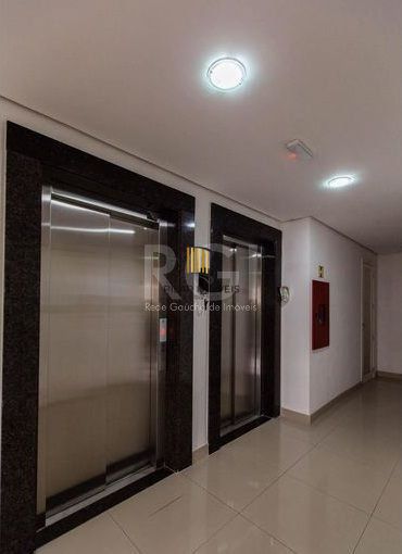 Apartamento com 2 dormitórios à venda,vaga dupla, 69 m² por R$ 450.000,00 - Partenon - Porto Alegre/RS
