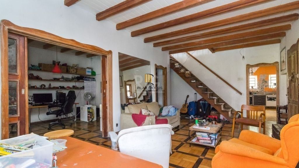 Casa Para Comprar com 3 quartos e 3 vagas no Rio Branco