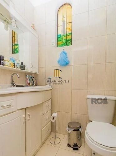 Casa com 7 Quartos e 6 vagas à Venda, 470 m² no Bairro Petrópolis