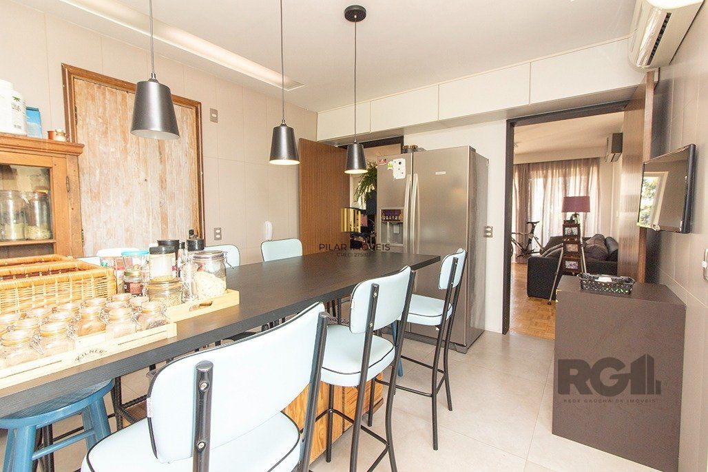 Apartamento para comprar com  3 suítes no Bairro Moinhos de Vento