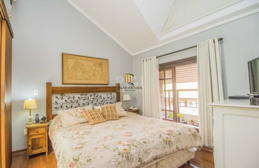 Casa para Comprar com  199 m² por R$ 1.180.000,00 - Boa Vista - Porto Alegre/RS