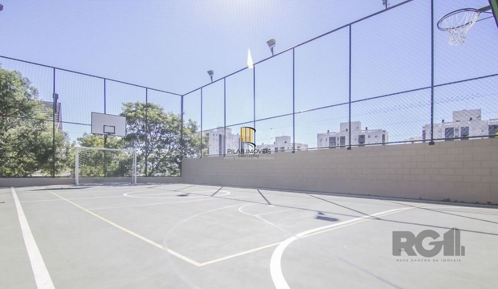 vende exelente casa com 442m² , 4 dormitórios Suíte, garagem para 4 carros