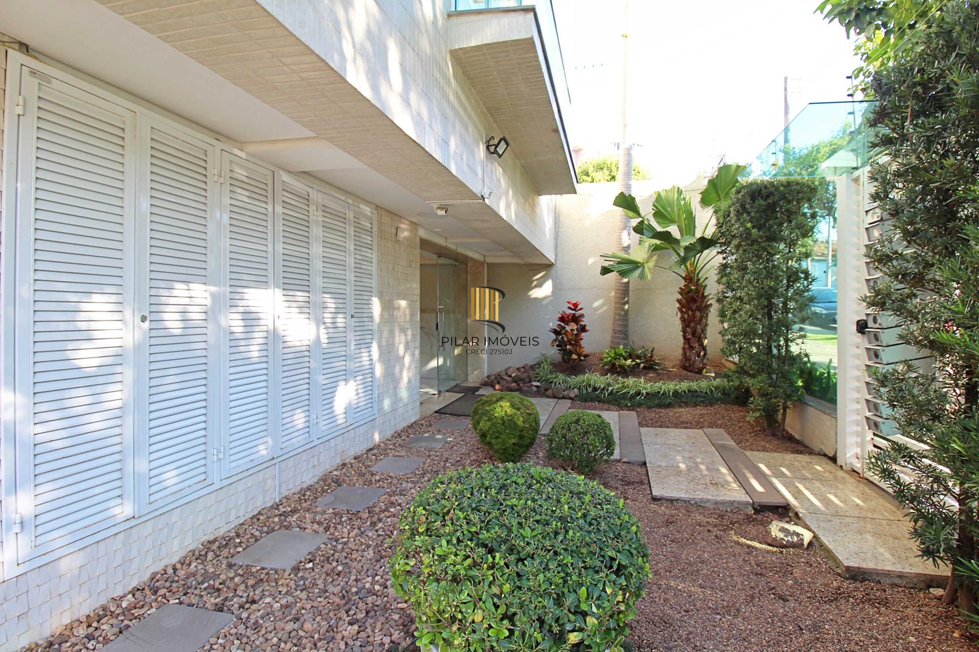 Apartamento a venda semi-mobiliado com dois dormitórios no bairro São João/PoA