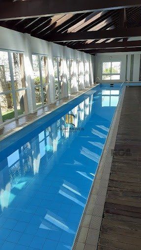 vende exelente casa com 442m² , 4 dormitórios Suíte, garagem para 4 carros
