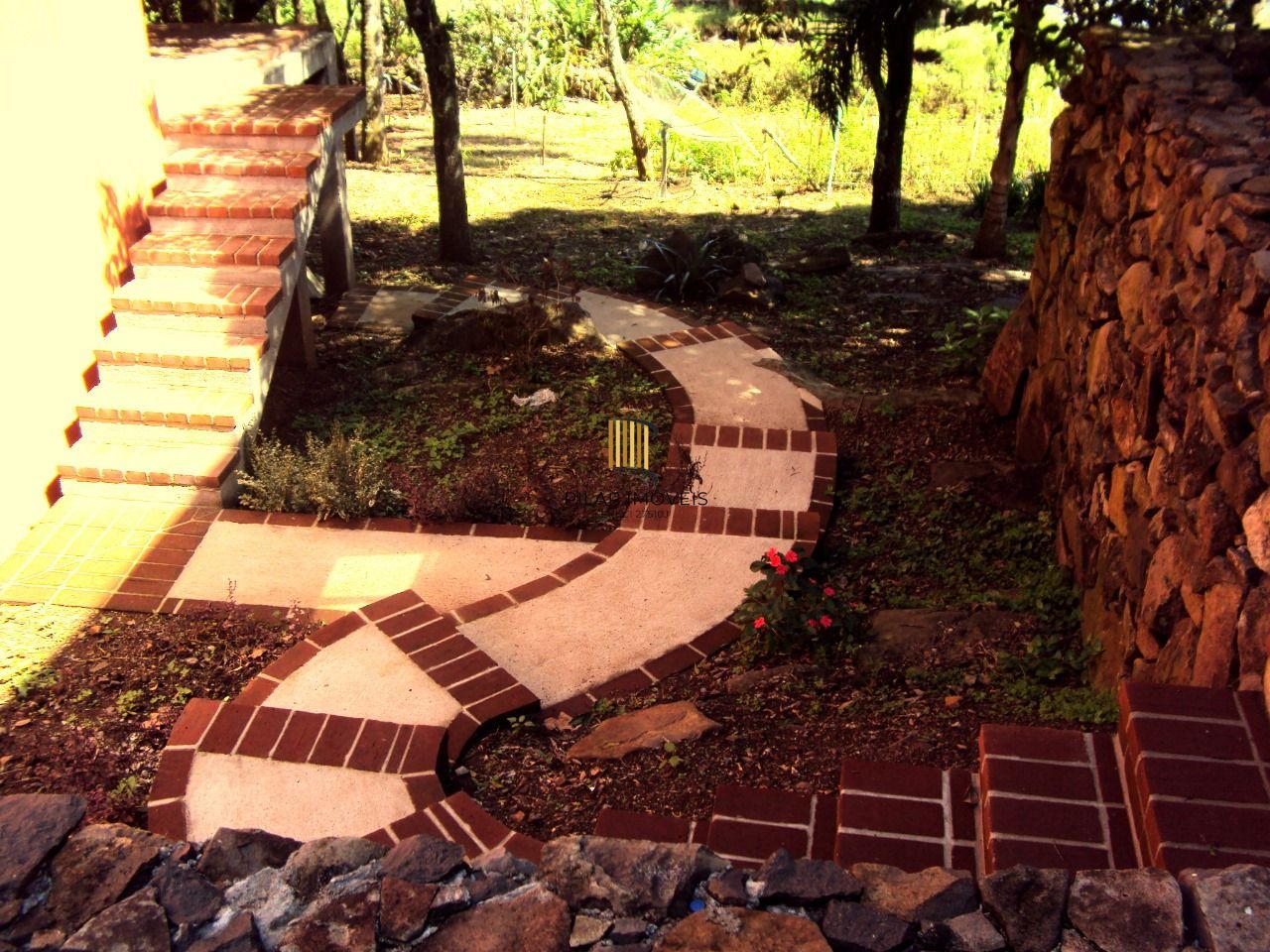 Área para comprar com casas Enxaimel em Nova Petrópolis.