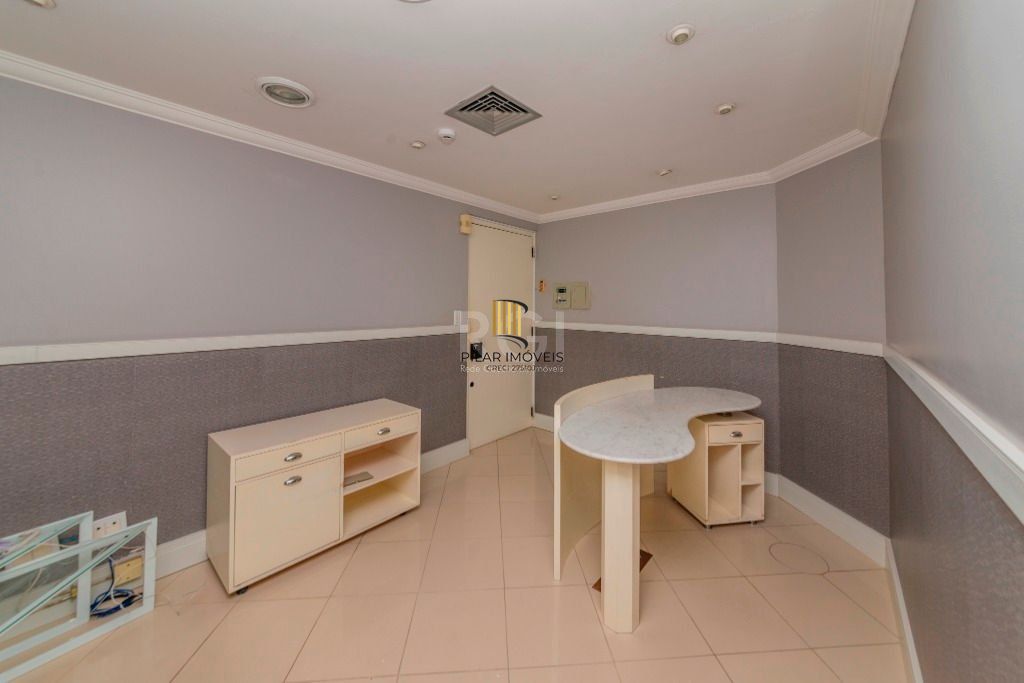 Conjunto Comercial de 129,57m2 nas Três Figueiras para comprar