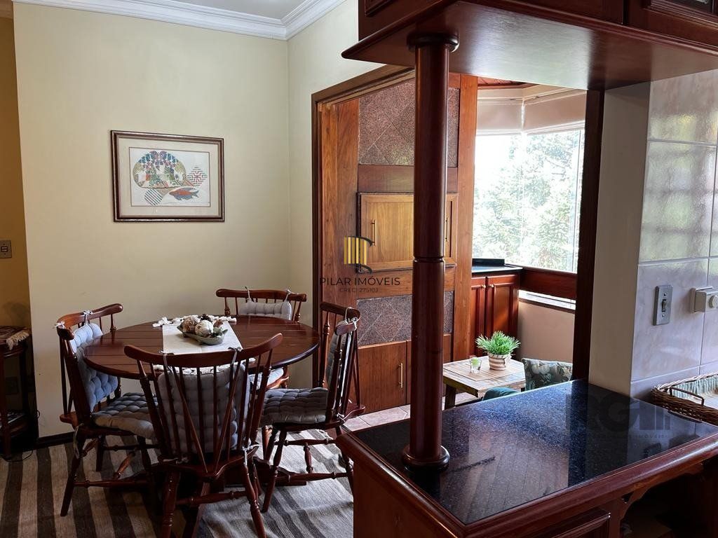 Cobertura duplex com 2 suítes e uma vaga para Comprar em Gramado.