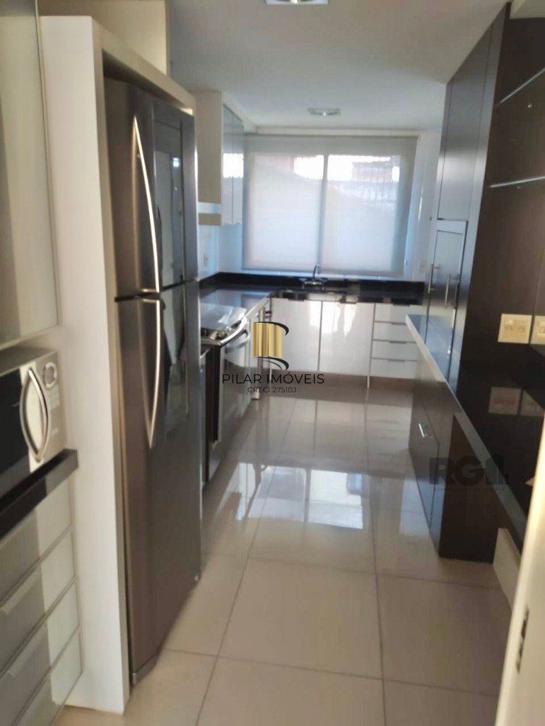 Apartamento garden para comprar com 156 m² privativos, 3 dormitórios, no Bairro Jardim Lindoia