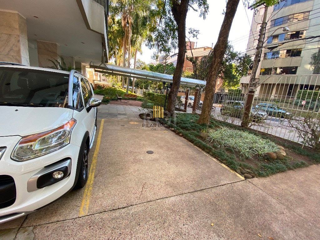 Apartamento Com 2 dormitórios Para comprar , 129 m² - Petrópolis - Porto Alegre
