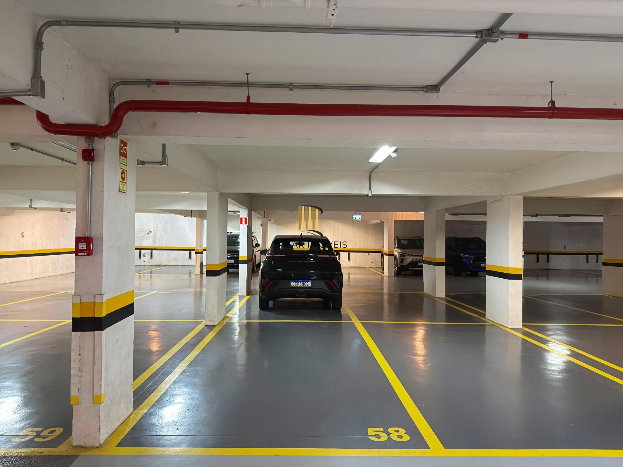 Sala Comercial À Venda Pronta no Mont'Serrat | 37m² | Mobiliada e Decorada | 1 Vaga