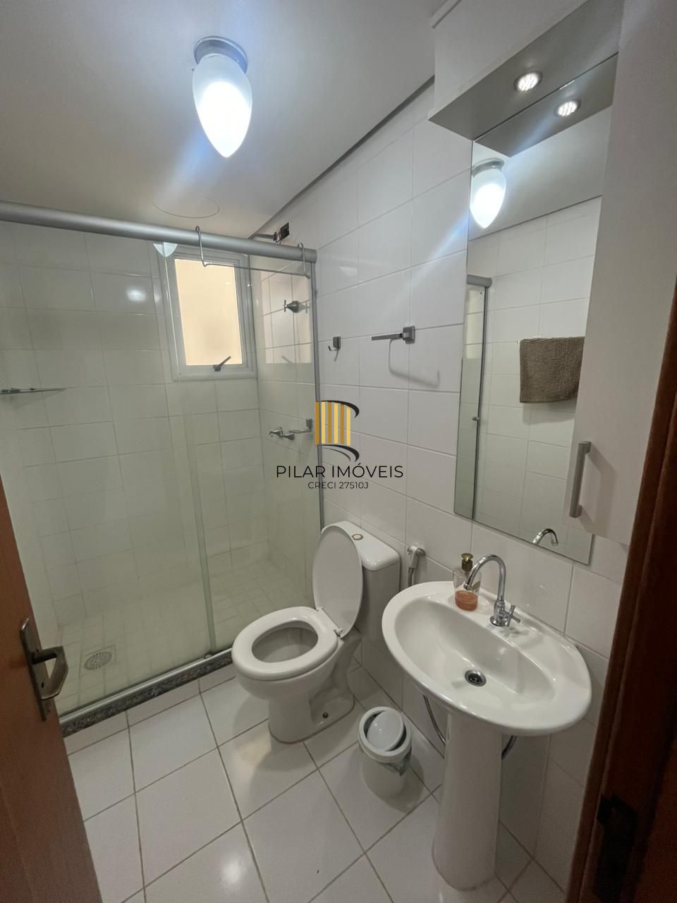 Apartamento no Residencial Urbano Ipiranga  a venda no bairro Partenon com 3 dormitórios sendo 1 suíte.