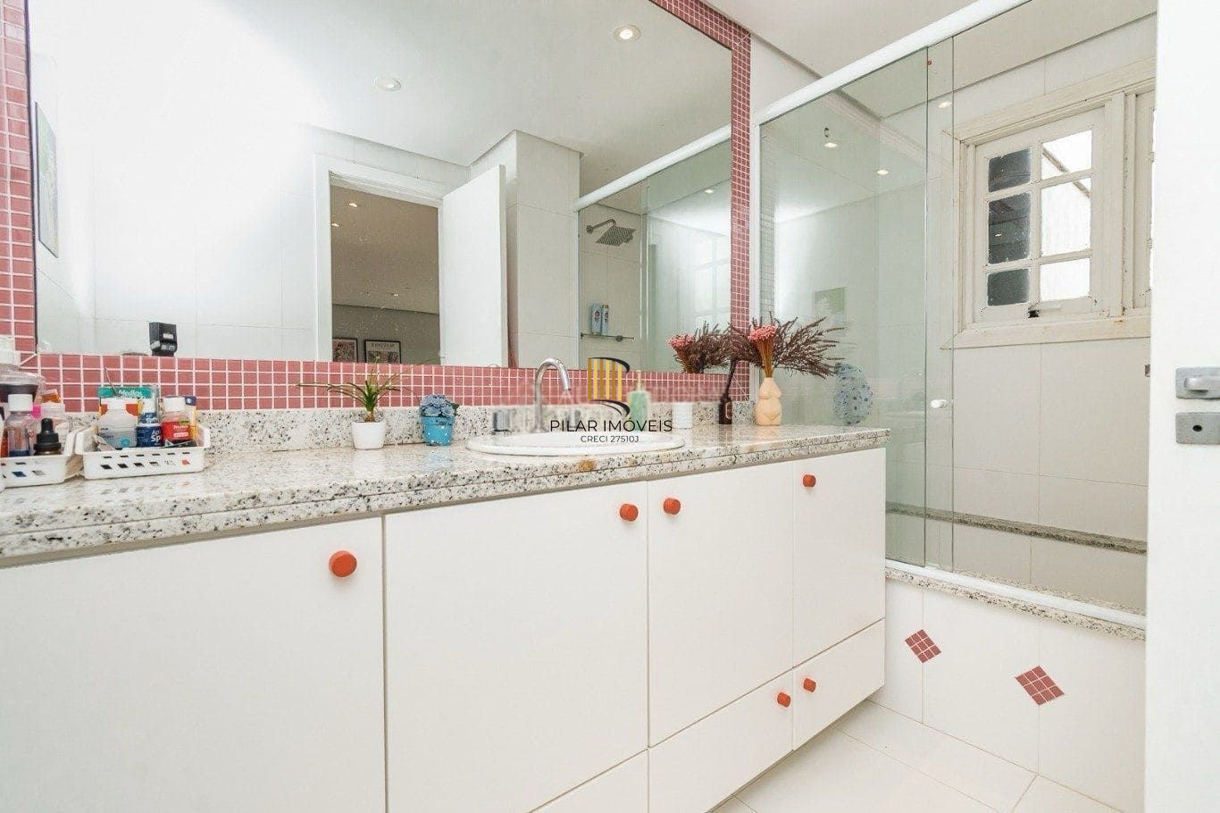 Casa de Condomínio no Três Figueiras