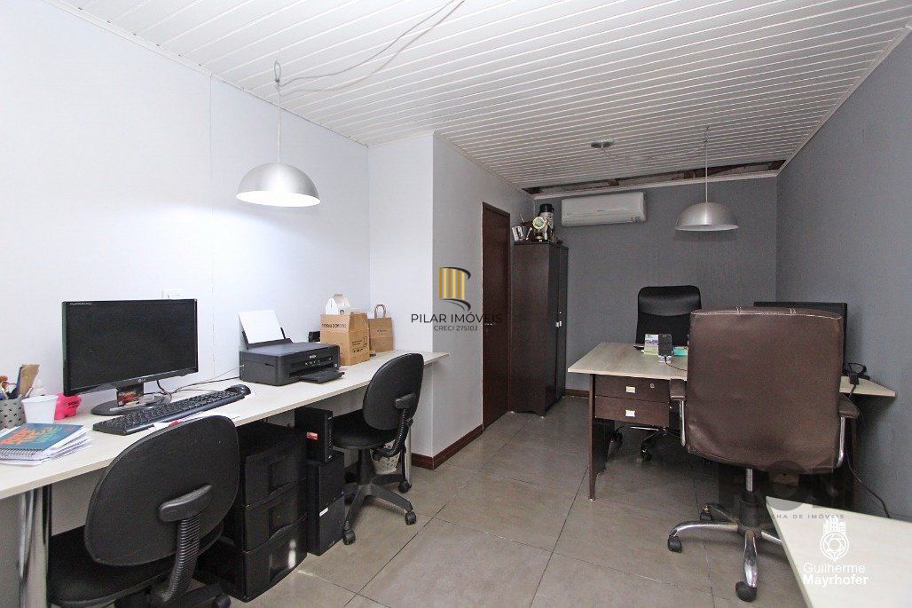 Casa de 250m² Para comprar no Bairro Mont Serrat  Por R$1.125.000,00