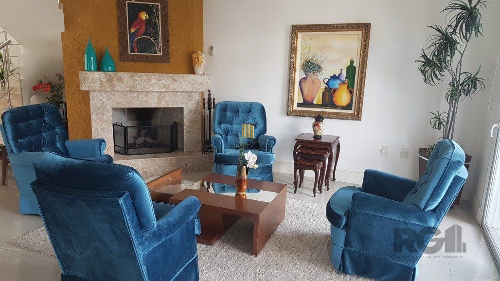 Casa para Comprar  no Condado de Capão com 5 suítes.