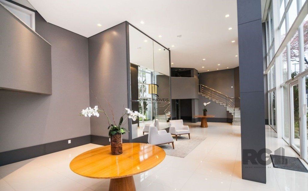 Apartamento para Comprar, impecável  com  4 dorm, sendo 3 suítes e 3 vagas Rio Branco