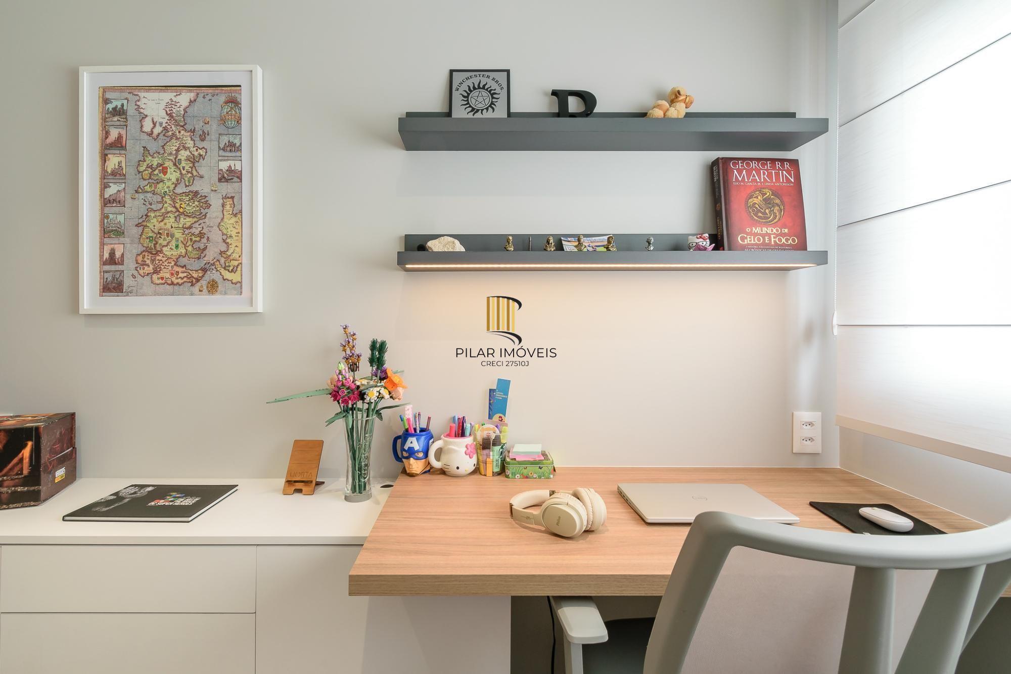 Apartamento com 2 dormitórios, 75m2 à venda no bairro farropilha