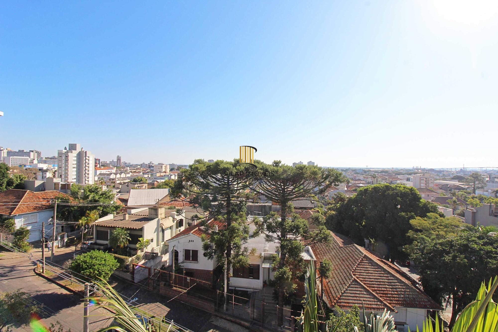 Apartamento a venda semi-mobiliado com dois dormitórios no bairro São João/PoA