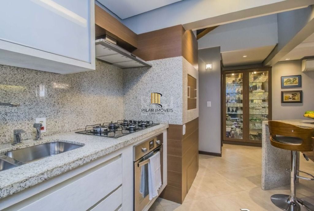 Casa para Comprar com  199 m² por R$ 1.180.000,00 - Boa Vista - Porto Alegre/RS