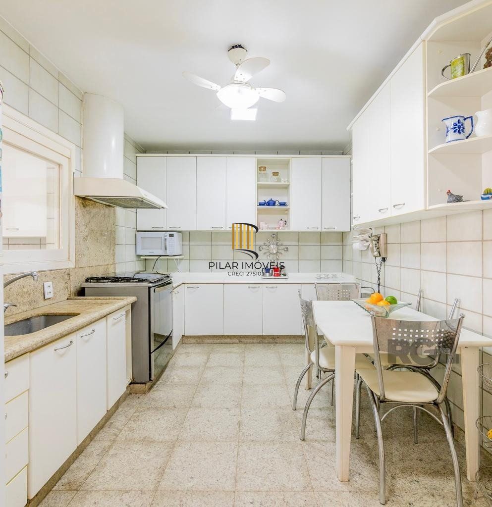 Casa Para comprar com 5 Dormitórios na Chácara das Pedras