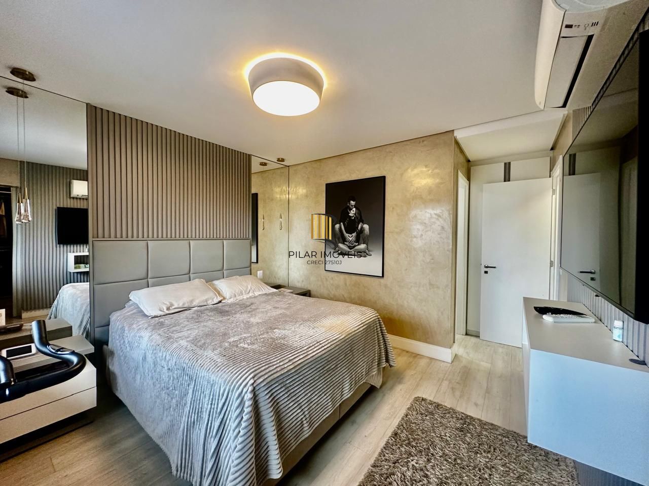 Apartamento com 102m² mobiliado - bairro Passo da Areia - POA/RS