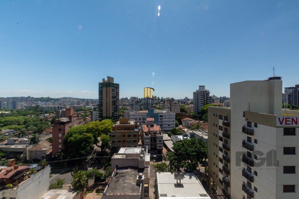 Apartamento 3 dorms. no Jardim Botânico, com infra completa e 2 vagas separadas