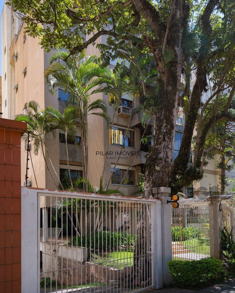 Cobertura a venda no bairro Auxiliadora com 4 dormitórios por: R$1.799.000,00.