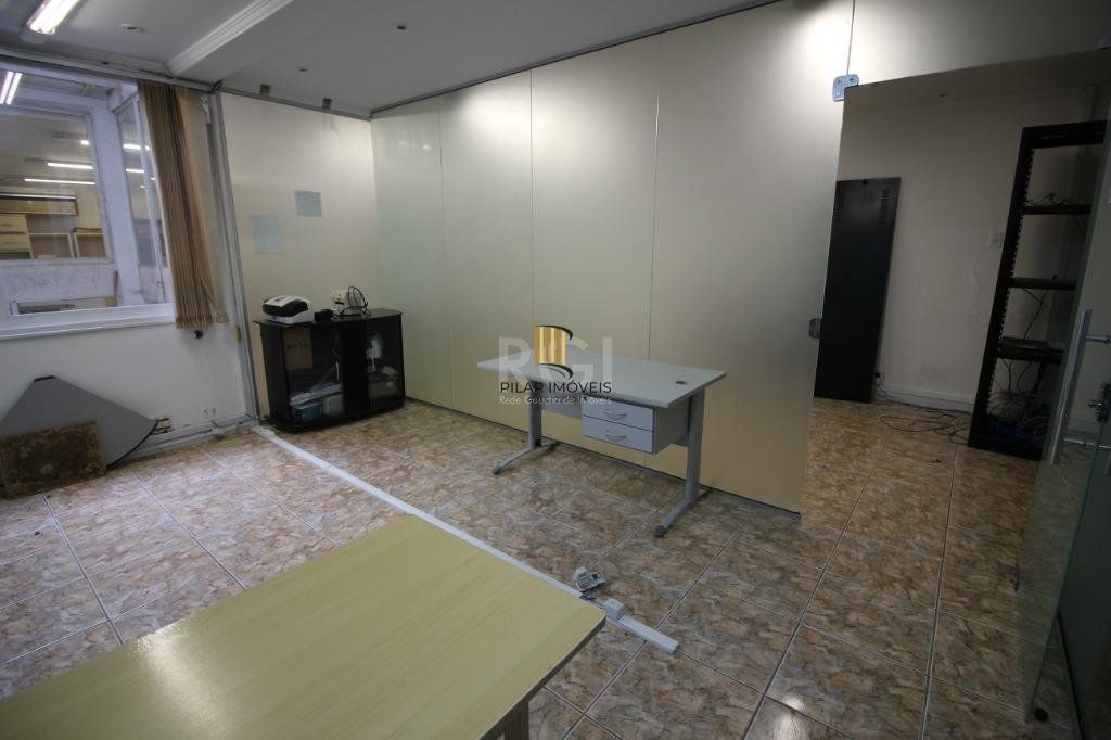 Conjunto Para Comprar 54,97 m² Por R$ 320.000,00 - Moinhos de Vento - Porto Alegre/RS