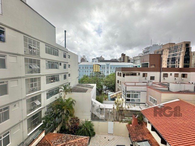 Excelente Apartamento Para Comprar  Próximo ao Hospital Moinhos de Vento com 196 m² privativos