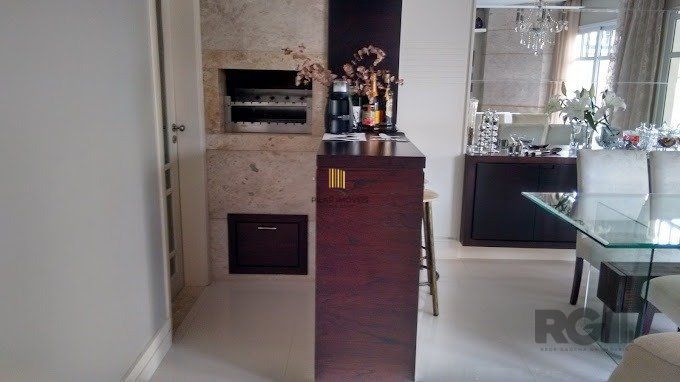 vende exelente casa com 442m² , 4 dormitórios Suíte, garagem para 4 carros