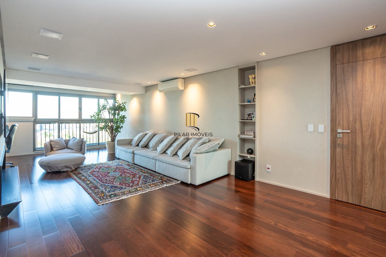 Apartamento de Luxo mobiliado com vista definitiva e automação- Três Figueiras