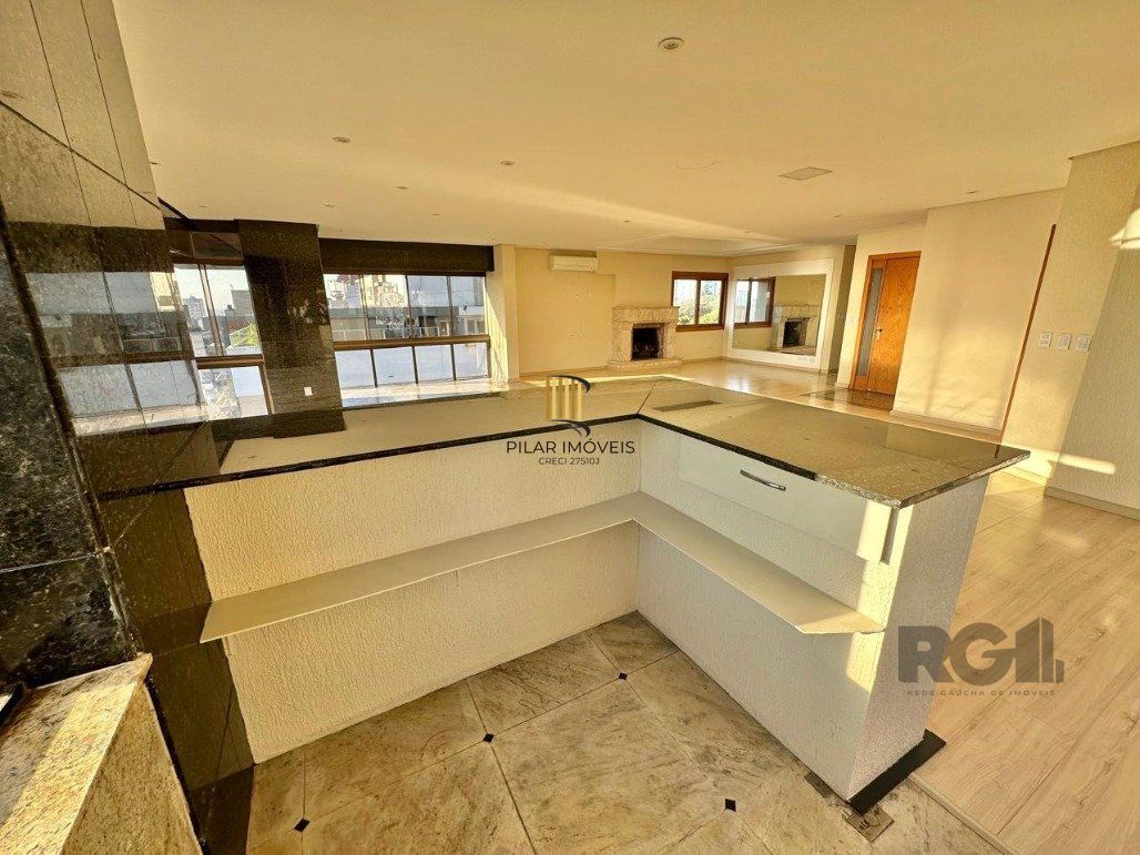 Apartamento com 4 suítes no Bairro Rio Branco semi-mobiliado com vista 360 graus