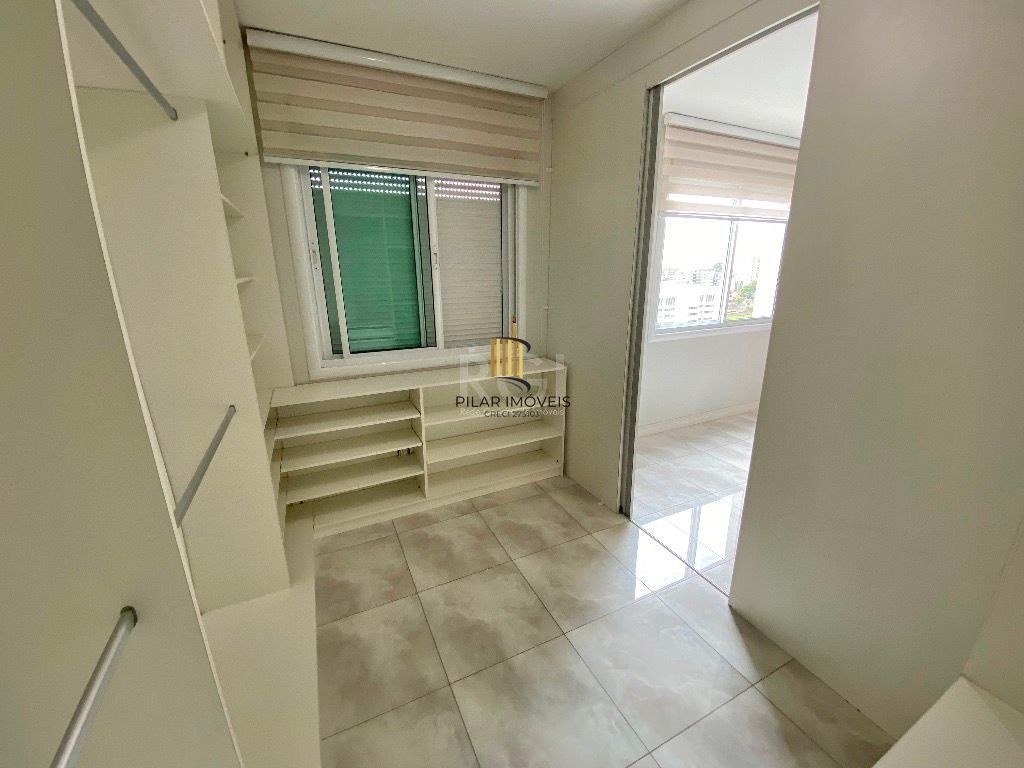 Apartamento Para Comprar  no Karpathos com 2 Dormitórios transformado em 1 suite com closet