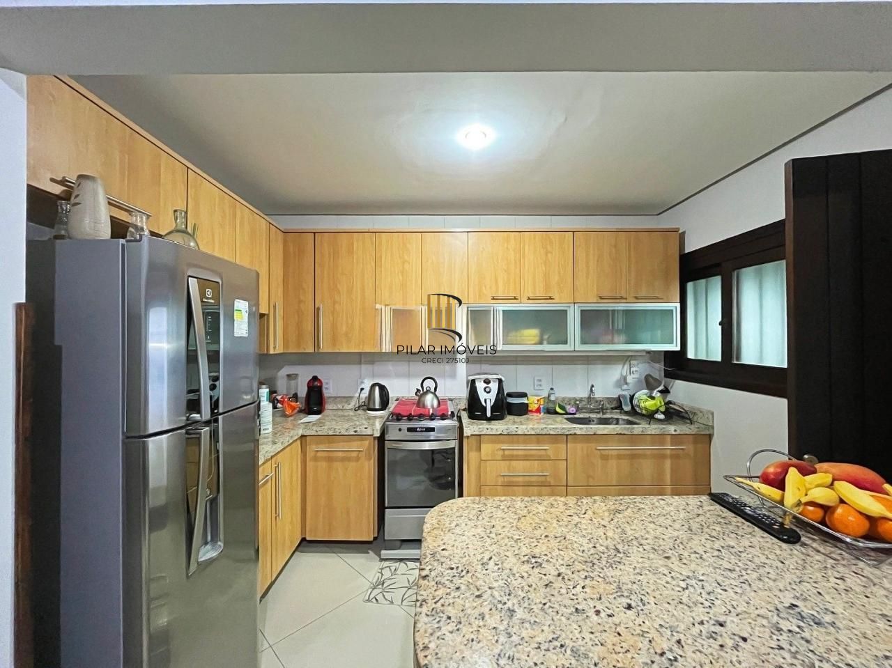 Excelente casa a venda com 3 dormitórios no bairro Tristeza em Porto Alegre.