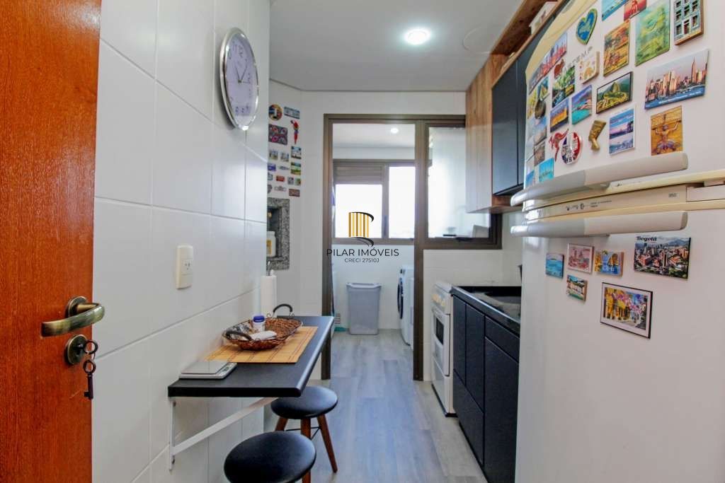 Apartamento 3 Dormitórios com Suíte, Churrasqueira e Excelente Vista Petrópolis