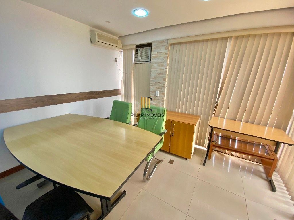 Conjunto, 160 m² Para comprar Por R$1.150.000,00 Auxiliadora - Porto Alegre/RS