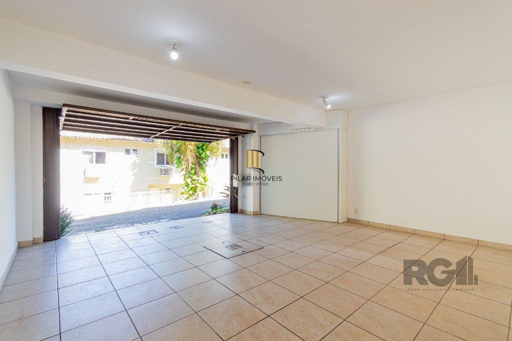 Casa para Comprar no Condomínio Pier 39, bairro Pedra Redonda