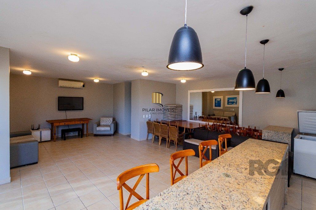 Casa para Comprar no Condomínio Pier 39, bairro Pedra Redonda