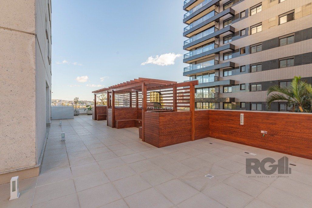 Apartamento para Comprar, impecável  com  4 dorm, sendo 3 suítes e 3 vagas Rio Branco