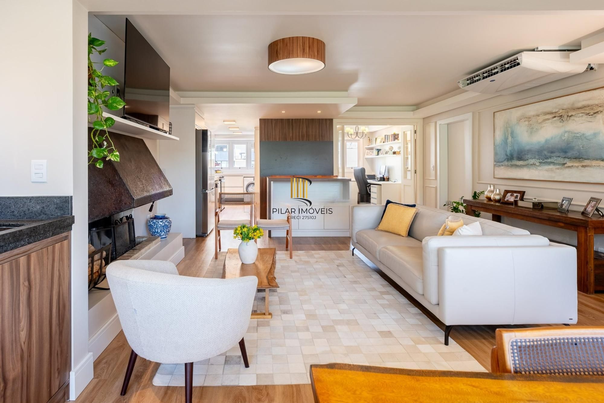 Apartamento de 3 dormitórios no bairro Mont'Serrat