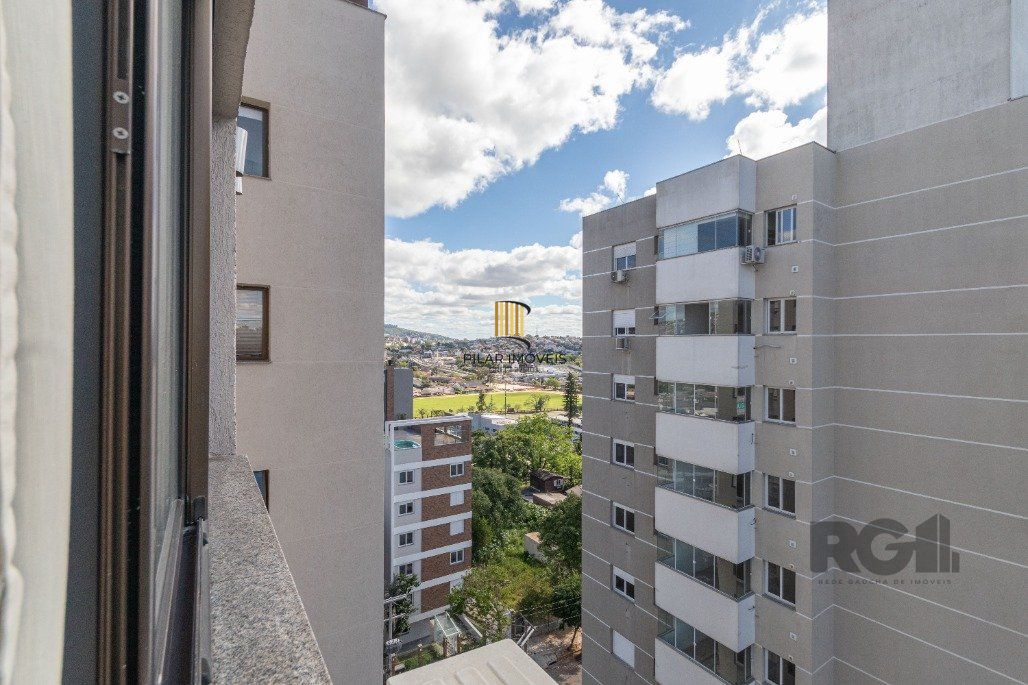 Apto 3 dormitórios, transformado em 2 com suíte e closet enorme, 2 vagas de garagem no jardim botânico