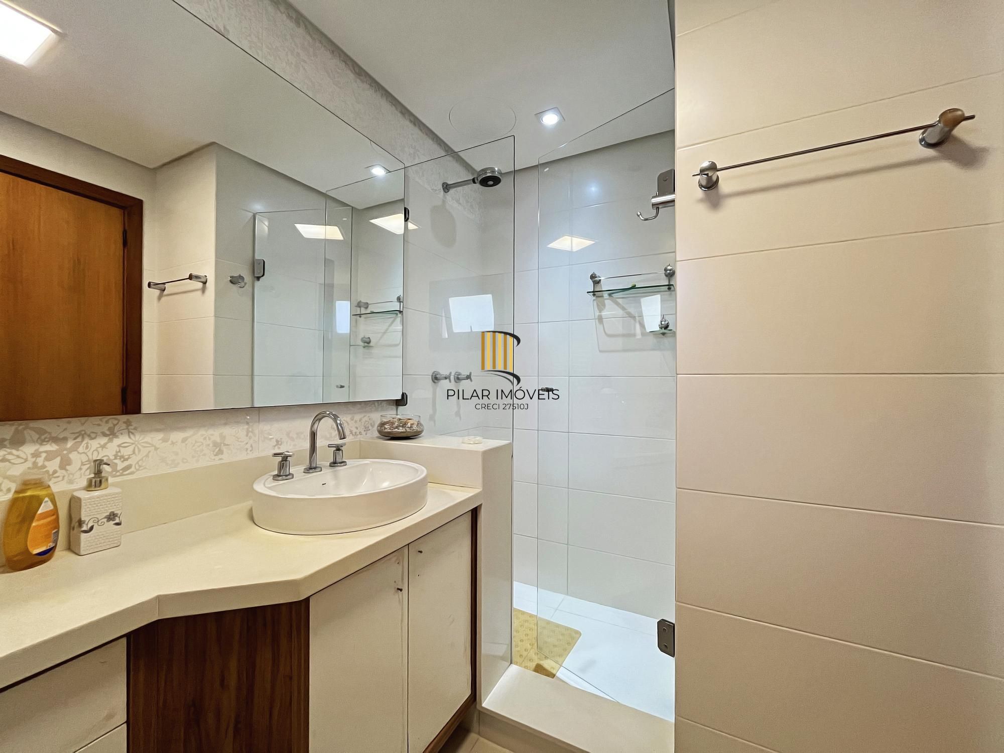 Excelente Cobertura com 3 dormitórios para comprar no Bairro Bela Vista