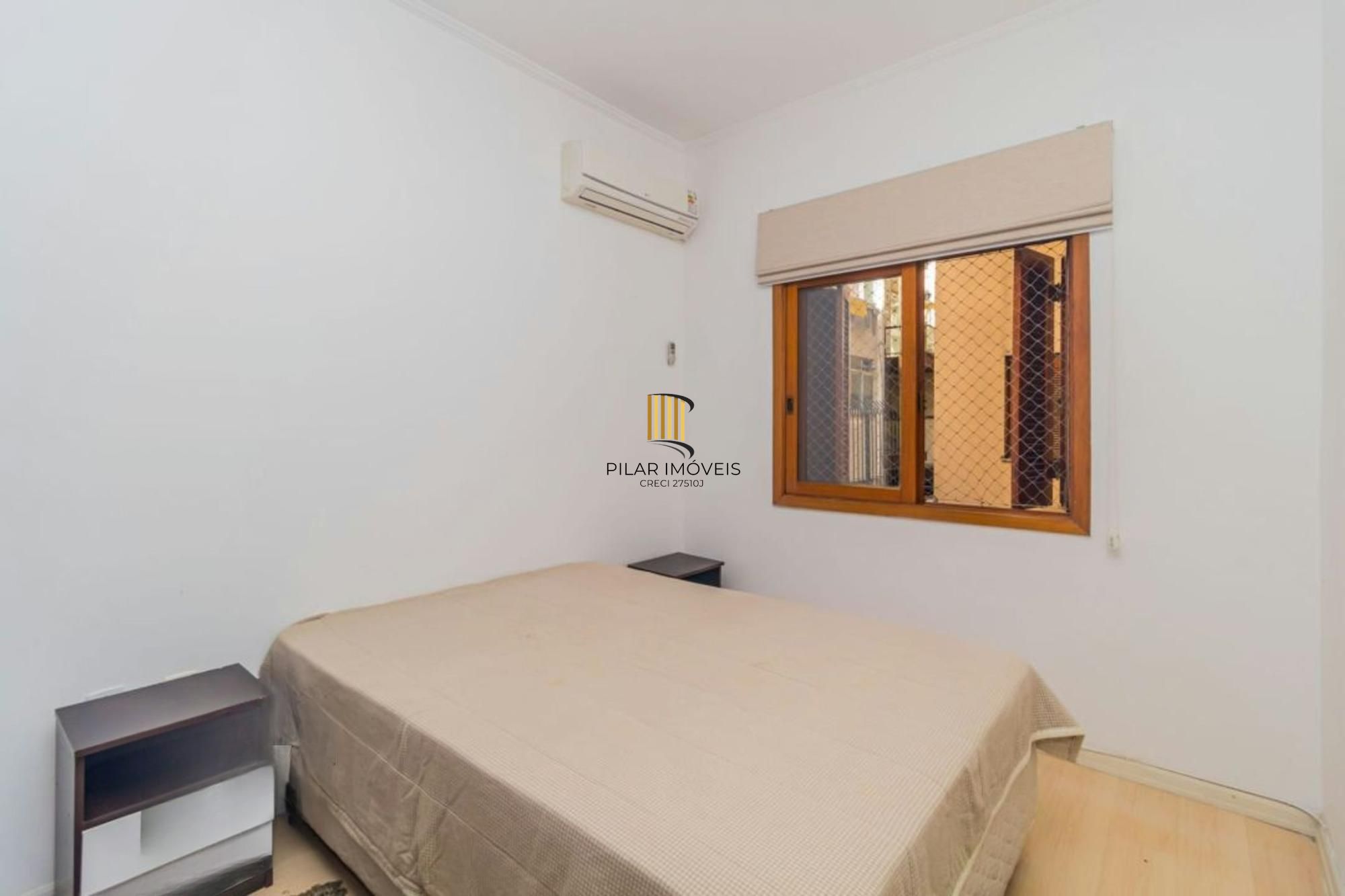 Apartamento de 2 dormitórios no bairro Petrópolis