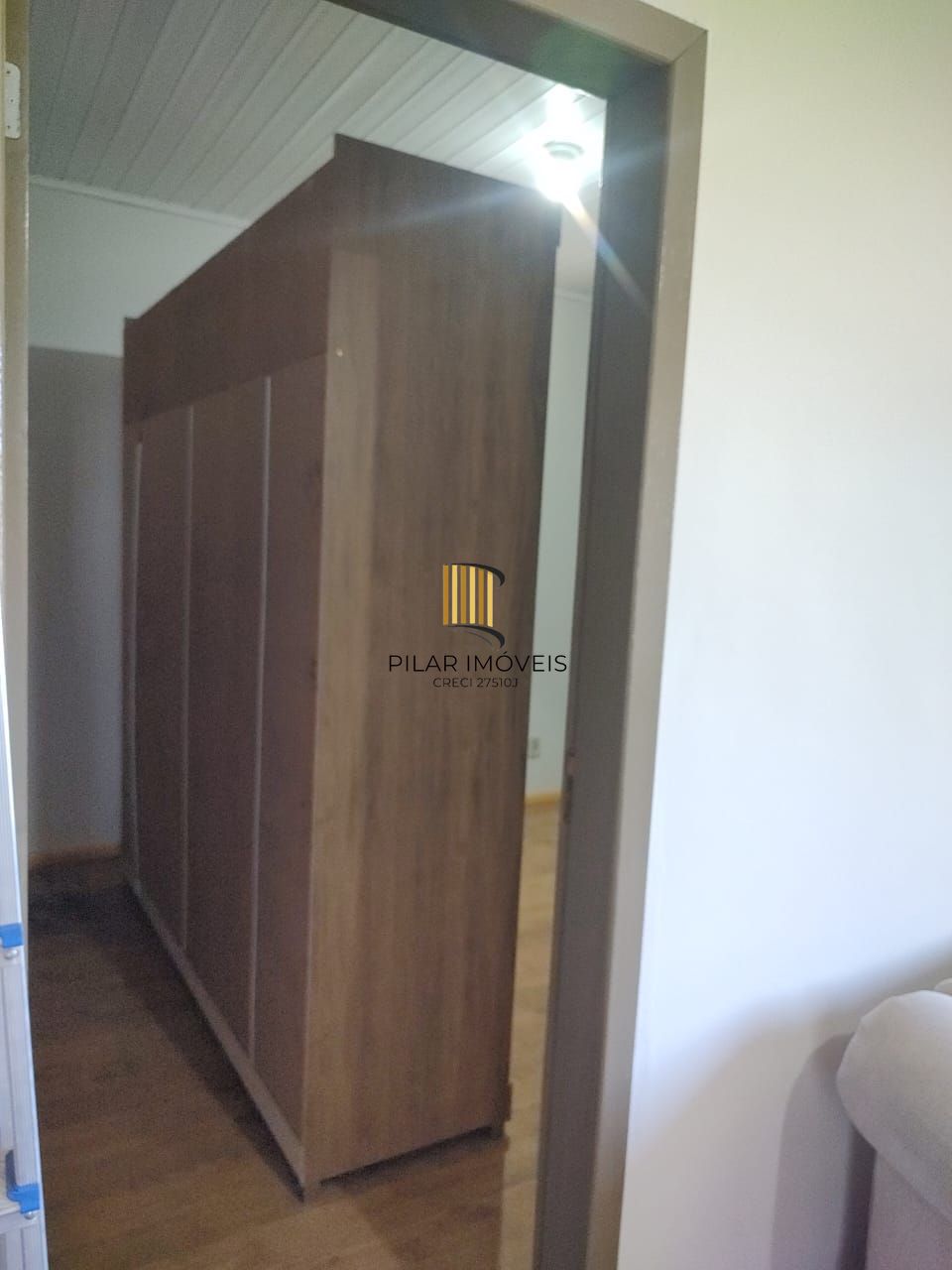 Vende Casa Comercial com deposito nos fundos, 289,80m²