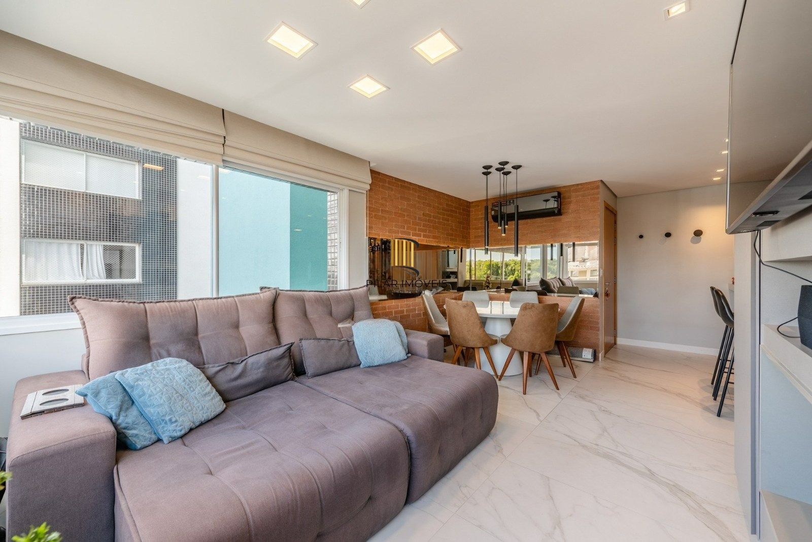 Apartamento 2 dormitórios bairro Passo D'areia